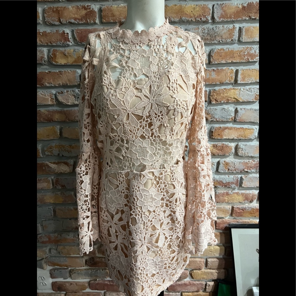 ENDLESS ROSE eyelet dress